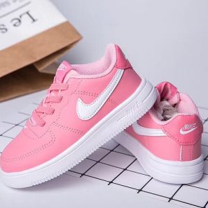 Giày thể thao trẻ em nike air force 1 màu hồng