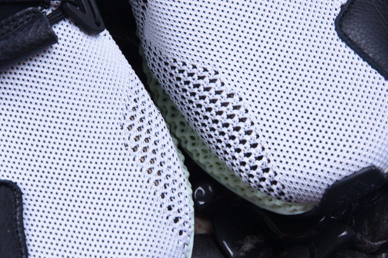 Giày Adidas Futurecraft 4D đen ghi
