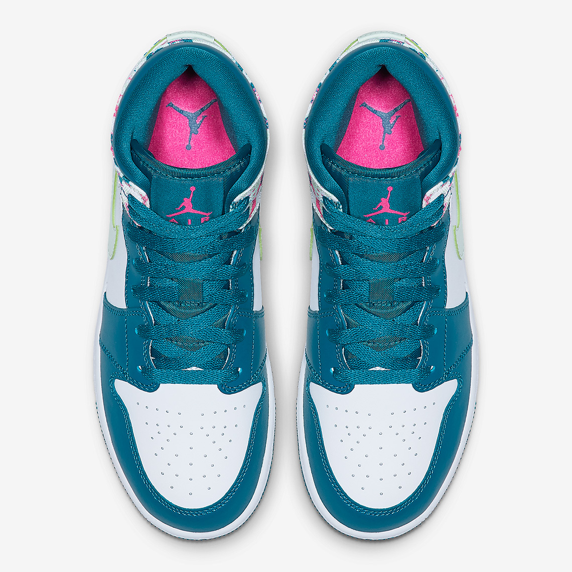 Nike Air Jordan 1 đón Xuân với phối màu “hoa nở” rực rỡ