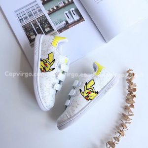 Giày trẻ em Stan Pokemon màu trắng vàng