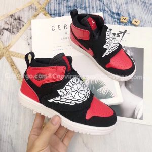 Giày trẻ em Sky Jordan 1 màu đỏ