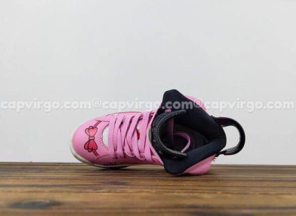 Giày trẻ em Air Jordan 6 "Hello Kitty" hồng