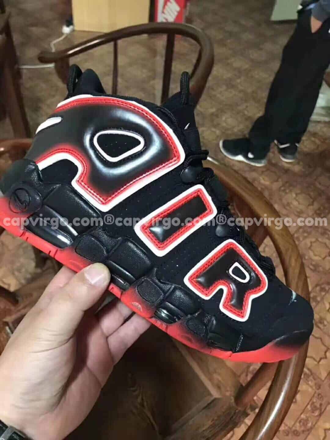 Giày trẻ em Nike Air More Uptempo màu đen đỏ