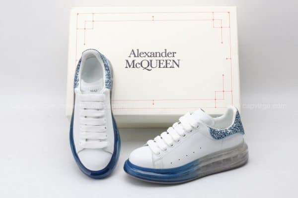 Giày McQueen đế hơi mũi xanh gót kim tuyến