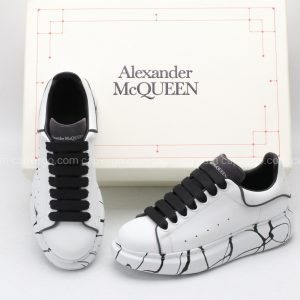 Giày McQueen rep 1:1 trắng gót đen họa tiết vân đen