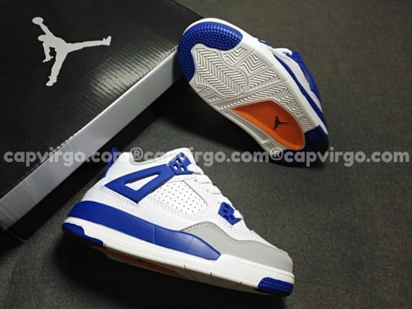 Giày trẻ em Air Jordan 4 màu trắng xanh