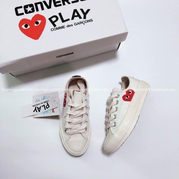 Giày Converse PLAY tim màu trắng cổ thấp