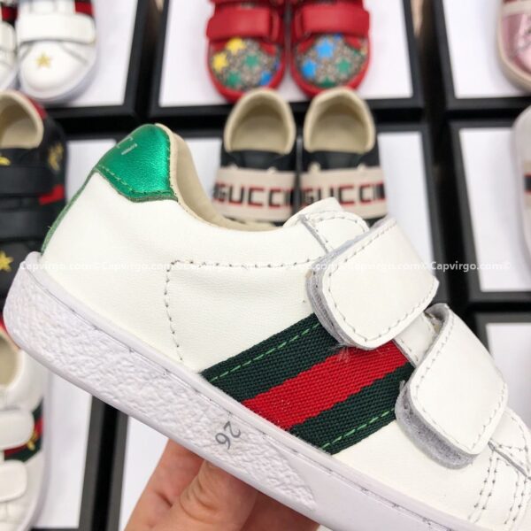 Giày Gucci trẻ em Slip on màu trắng