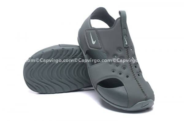 Sandal Nike Sunray trẻ em màu xám siêu nhẹ