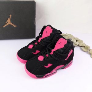 Giày trẻ em Air Jordan 7 Retro màu đen hồng