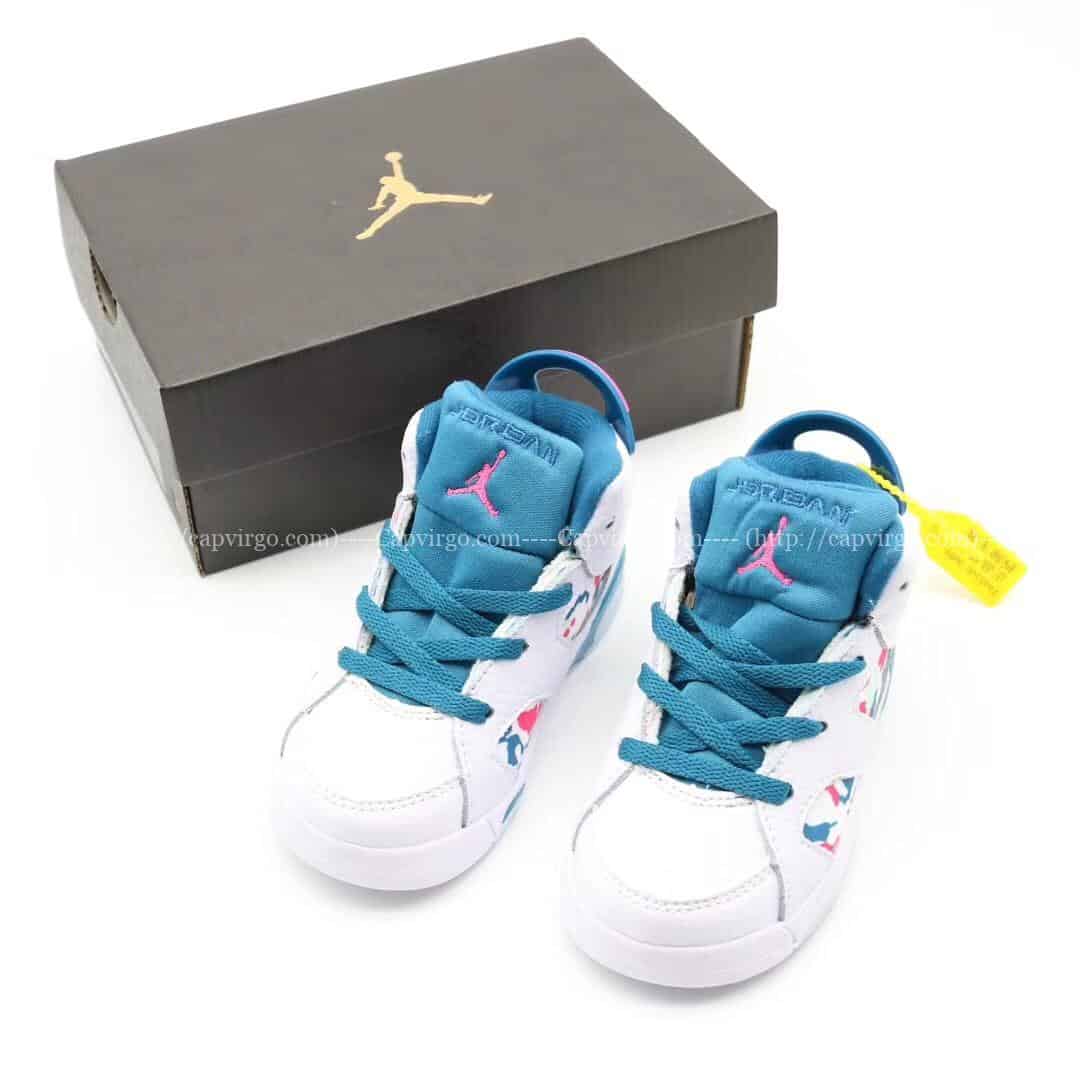 Giày trẻ em Air Jordan 6 Retro màu trắng xanh