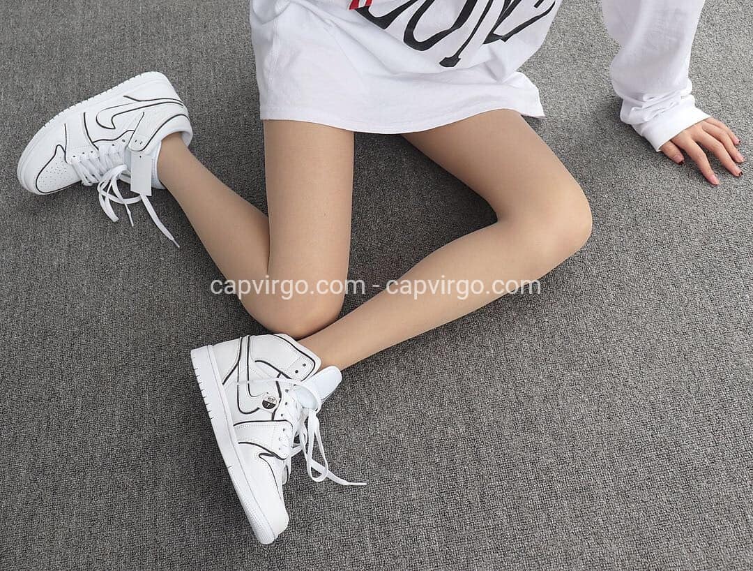 Giày Nike Jordan 1 màu trắng viền đen siêu cấp