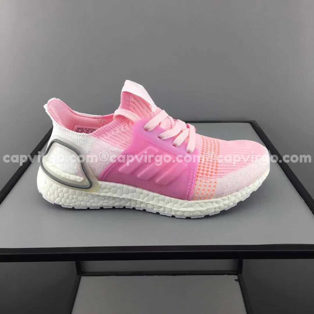 Giày Adidas Ultra Boost 5.0 trẻ em màu hồng