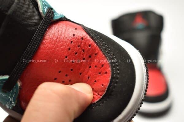 Giày trẻ em Jordan1 Retro High OG đen đỏ xanh