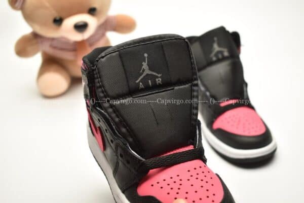 Giày trẻ em Jordan1 Retro High OG đen hồng