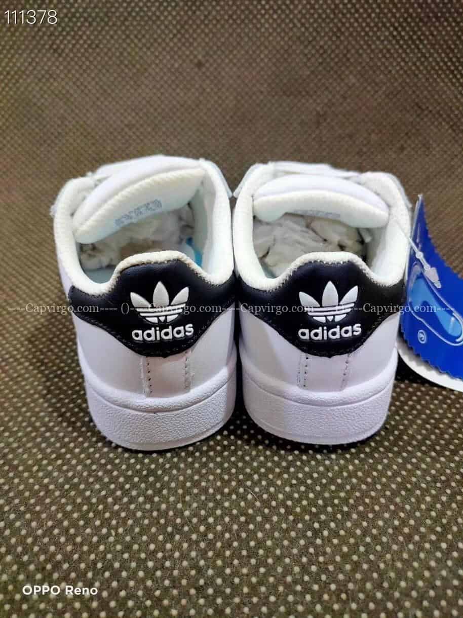 Giày trẻ em adidas Superstar trắng sọc đen