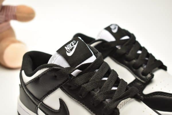 Giày trẻ em Nike SB Dunk Low Pro màu đen trắng