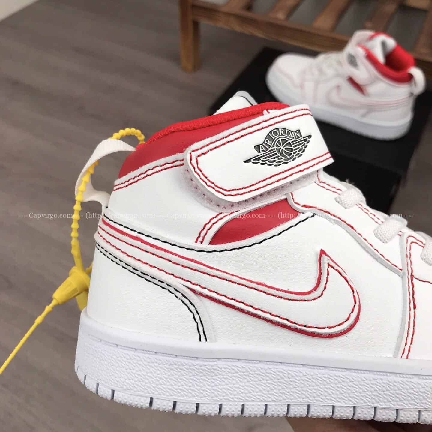 Giày nike Jordan trẻ em màu trắng đỏ dán dính