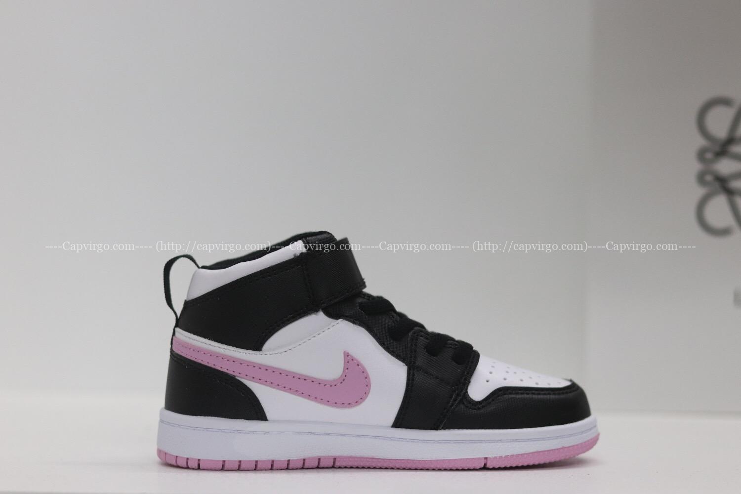 Giày nike Jordan trẻ em màu đen logo hồng dán dính