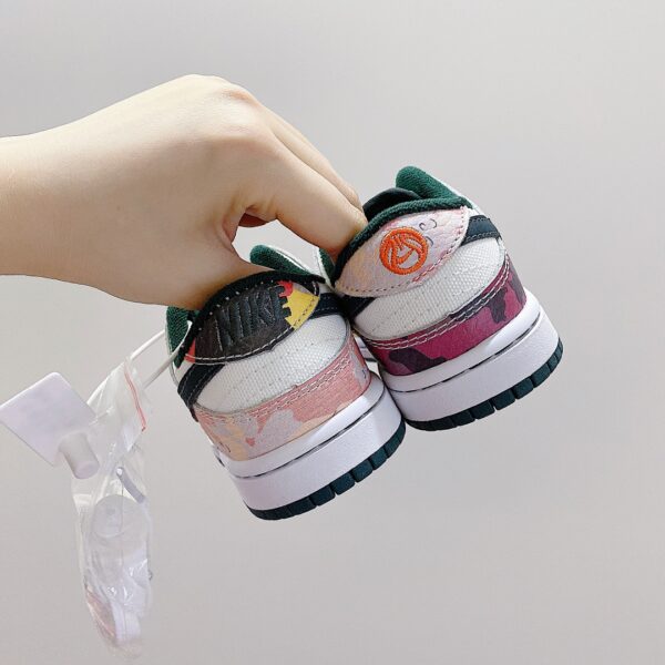 Giày Nike SB Dunk trẻ em màu ghi