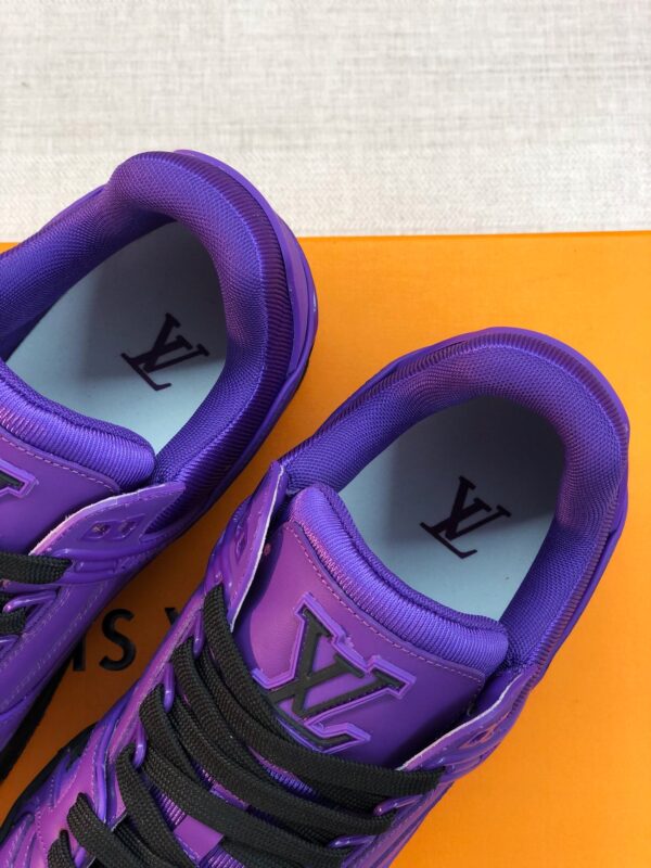 Giày thể thao Louis Vuitton màu tím