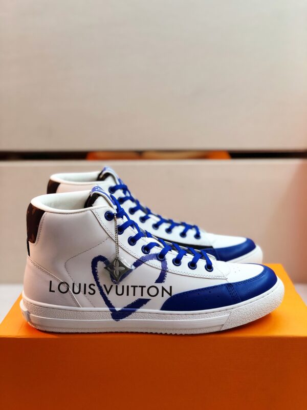 Giày Louis Vuitton cao cổ viền xanh