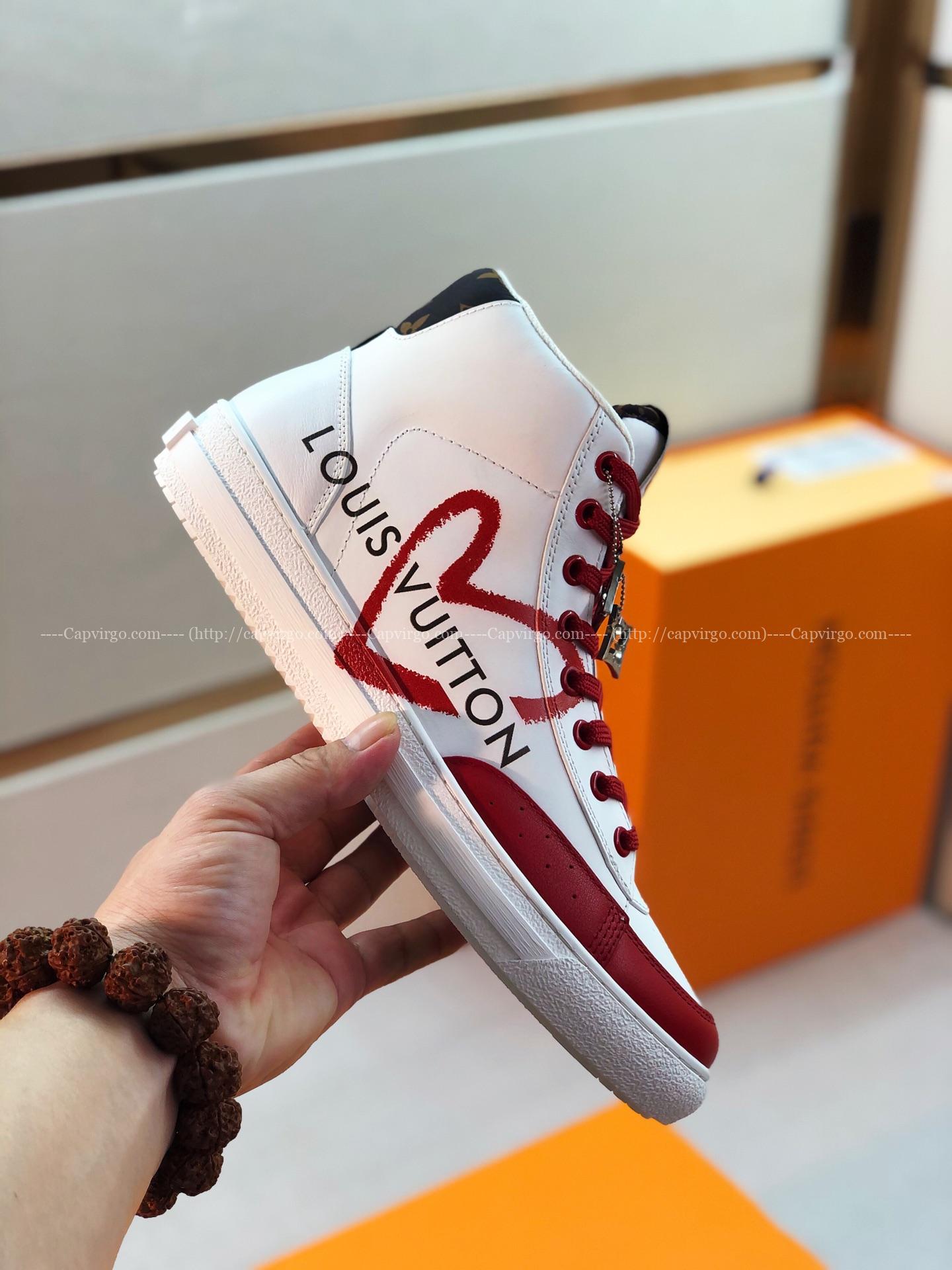 Giày Louis Vuitton cao cổ viền đỏ