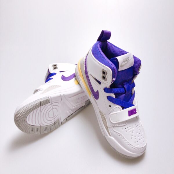Giày Nike Air Jordan Legacy 312 trẻ em màu trắng xanh