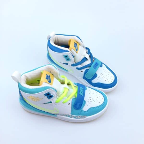 Giày Nike Air Jordan Legacy 312 trẻ em màu xanh trắng