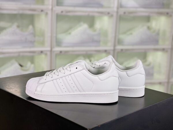 Giày Adidas Superstar màu full trắng