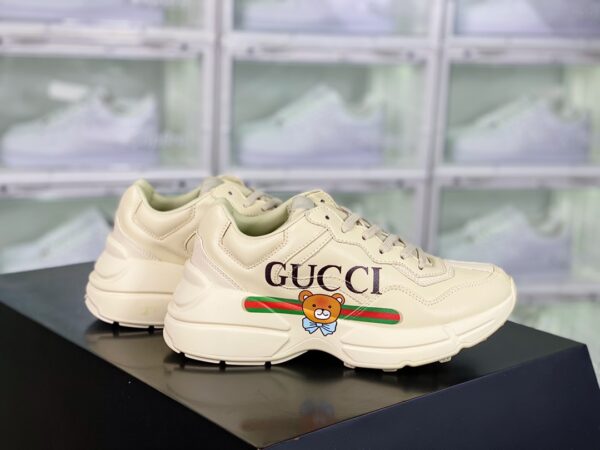 Giày Gucci Rhyton Vintage họa tiết gấu