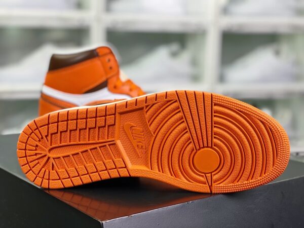 Giày Nike Air Jordan 1 Retro High OG "Yellow Toe" AJ1 màu cam