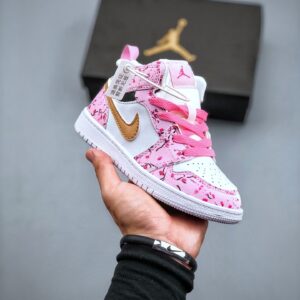 Giày Air Jordan 1 trẻ em hoạt tiết hoa màu hồng