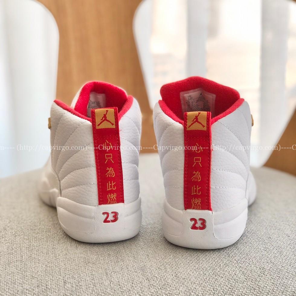Giày trẻ em Nike Air jordan 12 màu trắng viền đỏ - AJ12