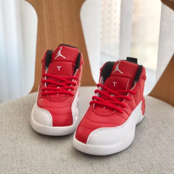 Giày trẻ em Nike Air jordan 12 màu đỏ mũi trắng - AJ12