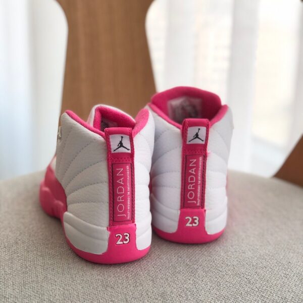 Giày trẻ em Nike Air jordan 12 màu trắng mũi hồng - AJ12