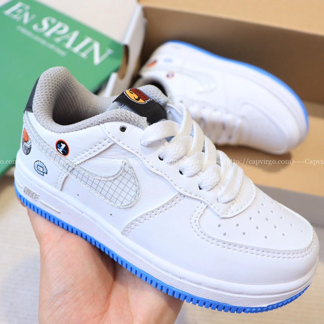 Giày Nike Air Force 1 trẻ em màu trắng đế xanh