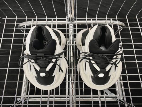 Giày Balmain Sock Style B-Bold Sneakers đen trắng