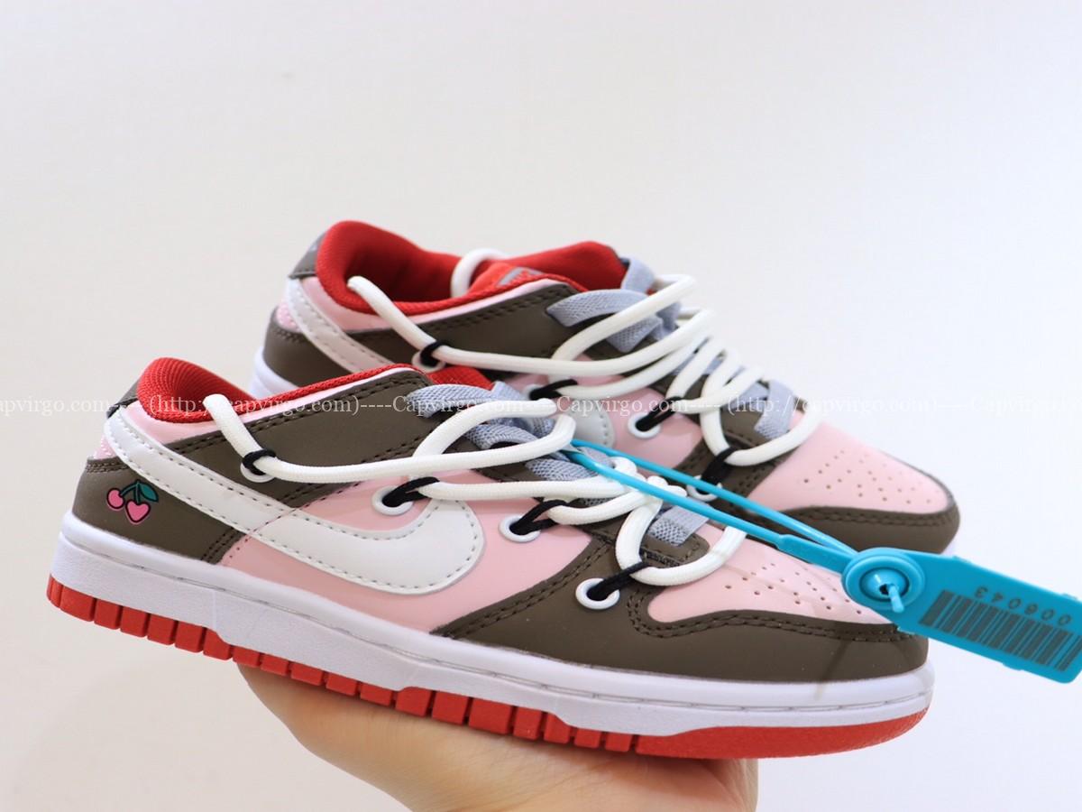 Giày Nike SB Dunk Low trẻ em màu hồng dây trắng