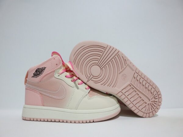 Giày Jordan 1 trẻ em màu hồng pastel