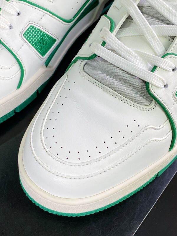 Giày thể thao Louis Vuitton (LV) siêu cấp màu trắng xanh lá