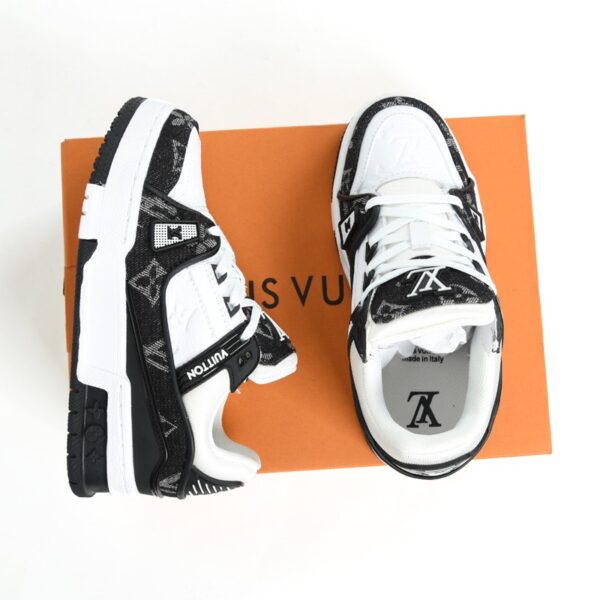 Giày Louis Vuitton trẻ em màu đen trắng