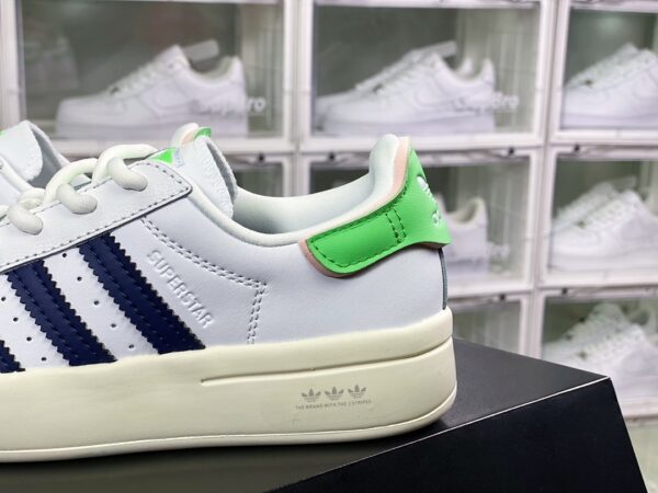 Giày Adidas Superstar Ayoon W màu trắng gót xanh