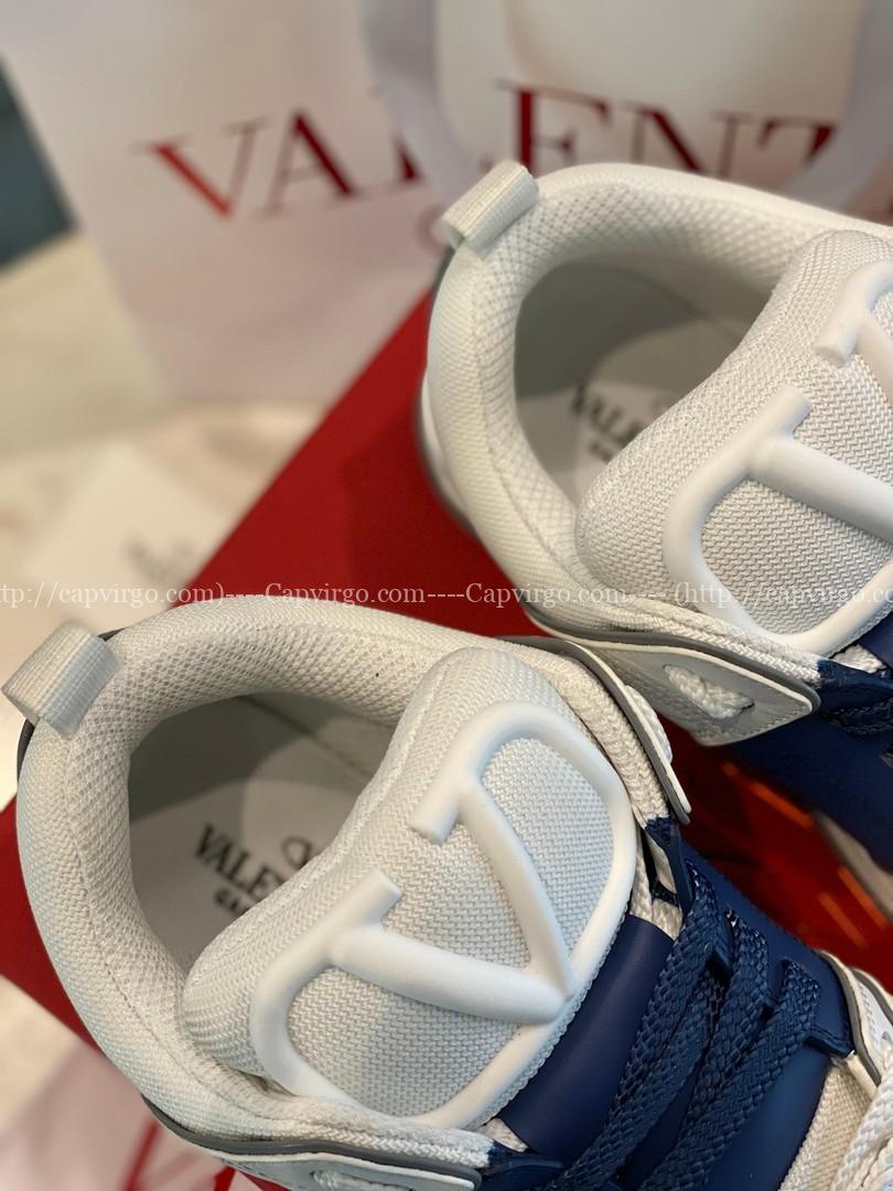 Giày Valentino Likeauth mẫu mới màu trắng xanh tím than