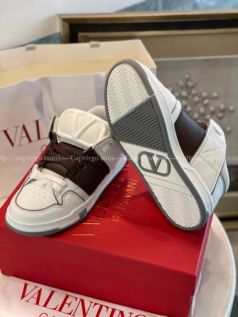Giày Valentino Likeauth mẫu mới màu trắng vạch nâu cafe