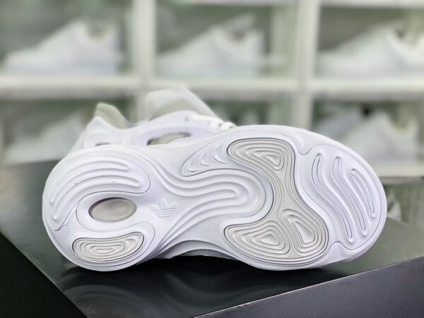 Giày Adidas FOM Q màu trắng mẫu mới nhất