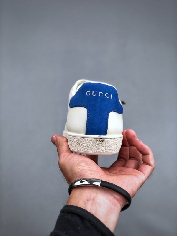 Giày Gucci Ace trắng gót họa tiết chữ GC đỏ