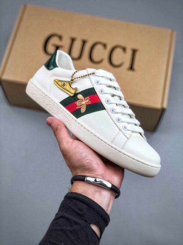 Giày Gucci Ace trắng gót xanh hoạt tiết ong 3 vạch