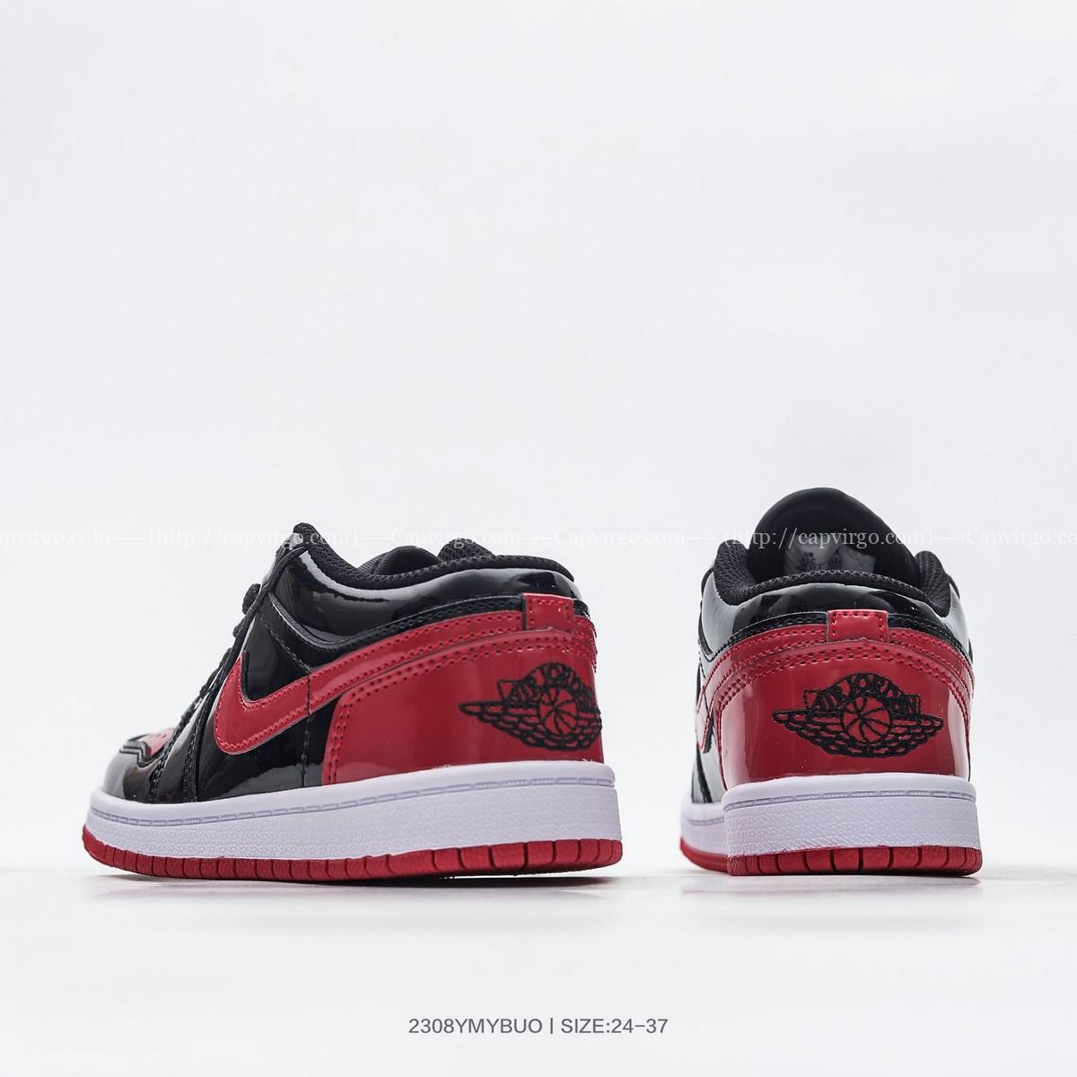 Giày Air Jordan 1 trẻ em màu đen logo đỏ da bóng