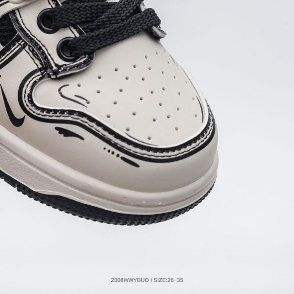 Giày Jordan trẻ em mẫu mới màu trắng hoạt tiết đen
